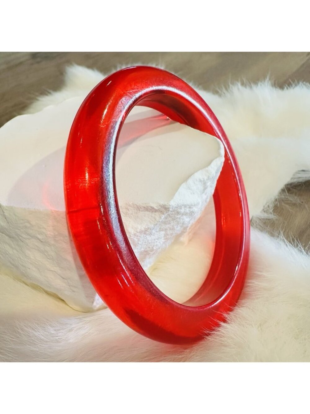 RARE Vintage Lucite Bangle Bracelet Chunky Red Pop Art Mod Stacking